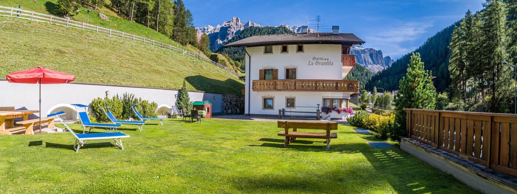 Garni La Grambla Hotel Selva di Val Gardena Exterior photo