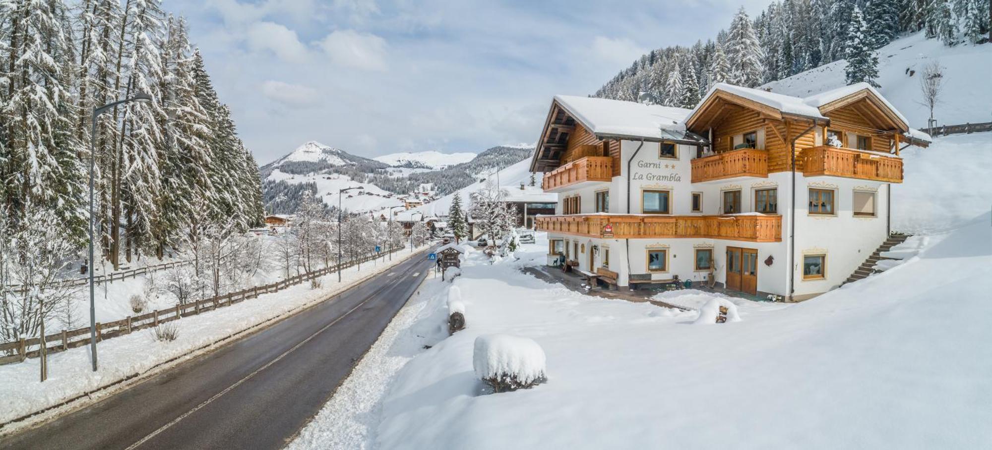 Garni La Grambla Hotel Selva di Val Gardena Exterior photo