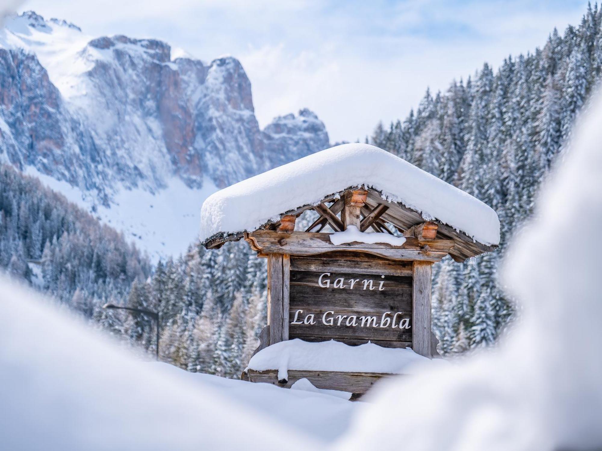 Garni La Grambla Hotel Selva di Val Gardena Exterior photo